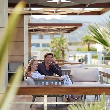 Euphoria Hotell 5*
